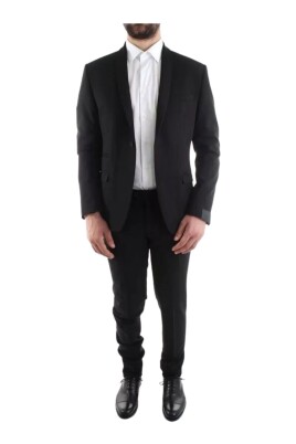 single-breasted-suits