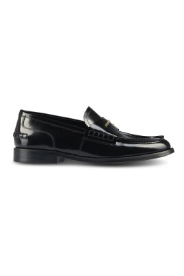 chaussures-plates-noires-carter-loafer