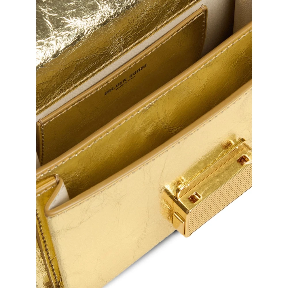 Golden Goose Metallic Finish Schoudertas met Sluiting Yellow Dames