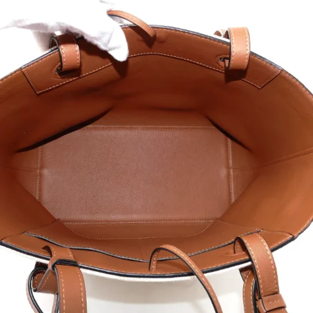 Loewe Pre-owned Leather totes Beige Dames