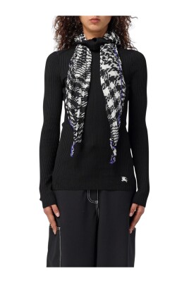 silk-scarf