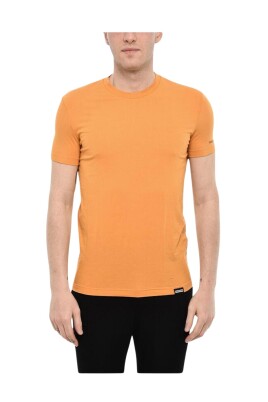 t-shirt-col-rond-en-coton-jaune