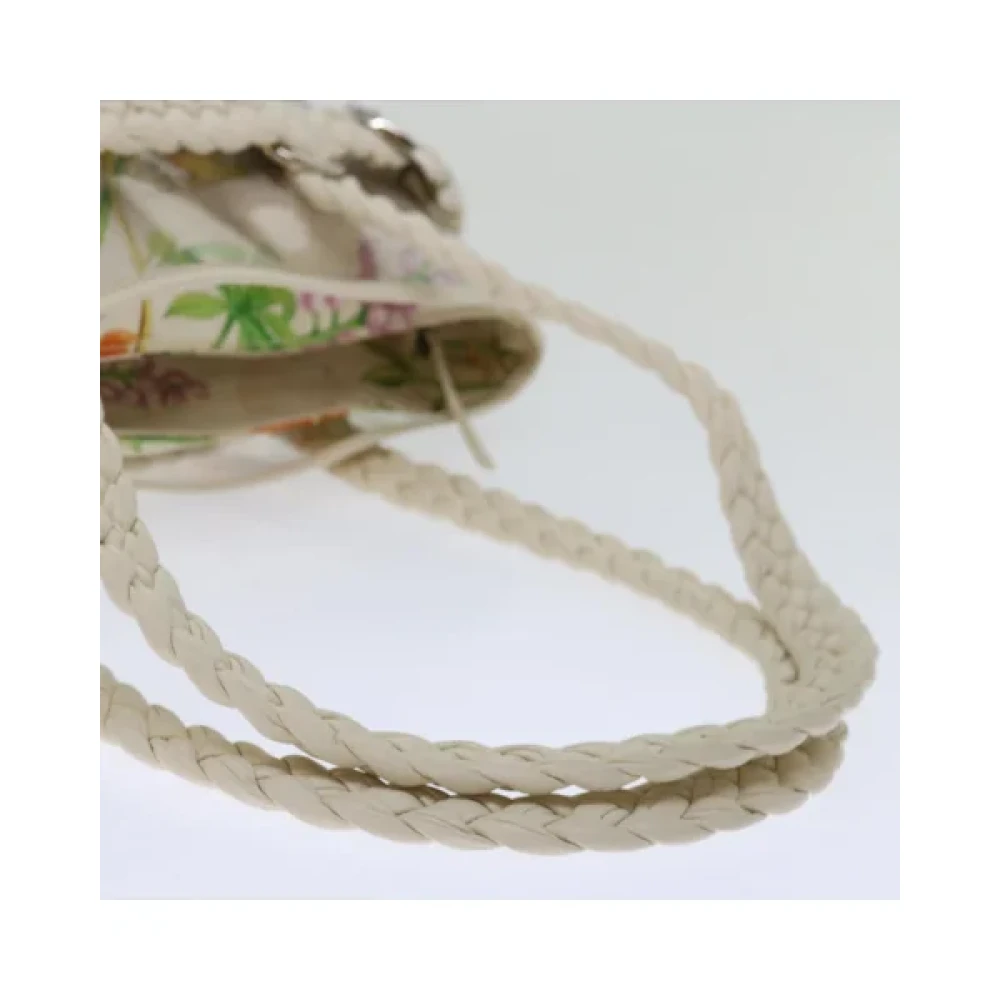 Salvatore Ferragamo Pre-owned Fabric shoulder-bags Beige Dames