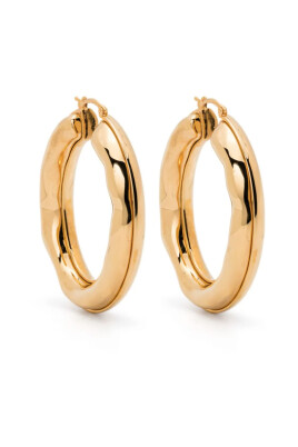 gold-earrings-stylish-and-elegant
