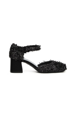 nasmi-strap-pumps