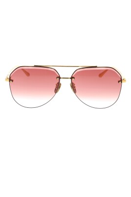 chic-sunglasses-with-timeless-style