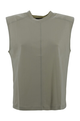 green-crew-neck-sleeveless-t-shirt