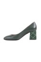 khaki-pumps