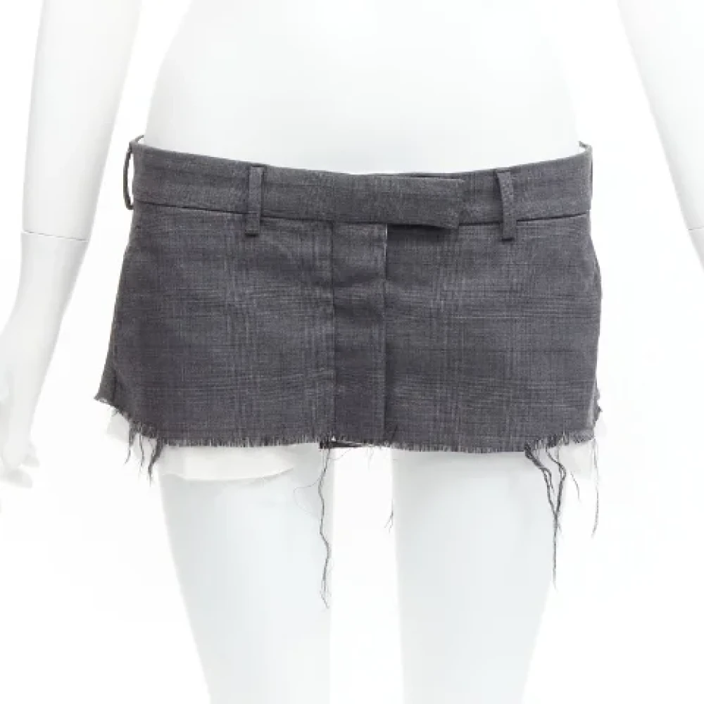 Miu Pre-owned Fabric bottoms Gray Dames