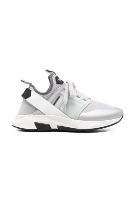 white-sneakers-for-men