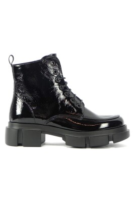 elegant-black-patent-leather-shoes