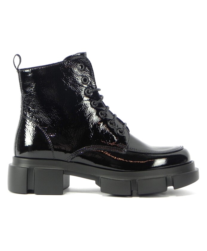 elegant-black-patent-leather-shoes