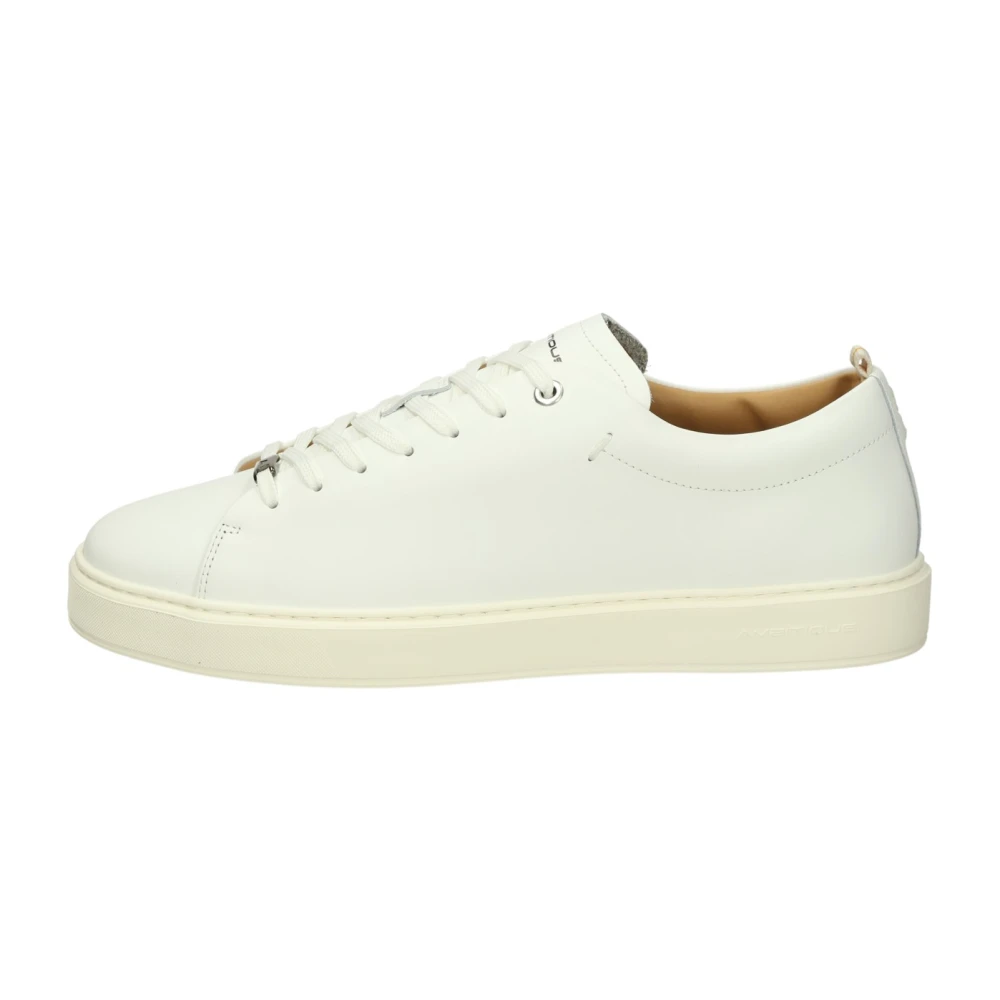 Shoes > Sneakers - - Ambitious - Modalova