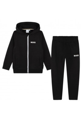 black-sweatshirt