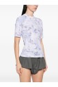 lichtblauwe-top-met-logo-print