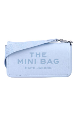 sac-a-main-en-cuir-bleu-ciel-avec-plusieurs-compartiments