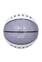 playground-basketboll-med-djupa-skaror