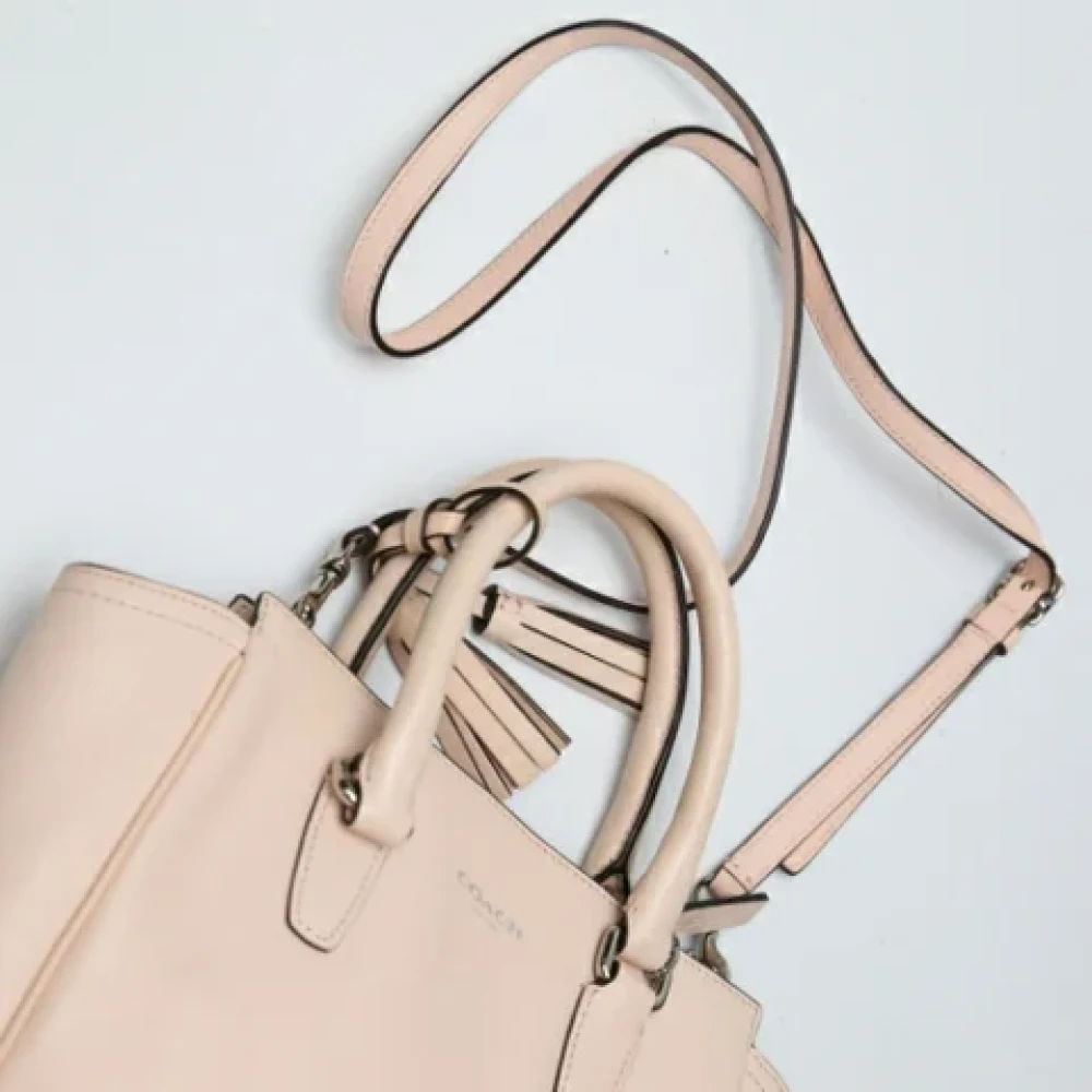 Coach Pre-owned Fabric handbags Beige Dames