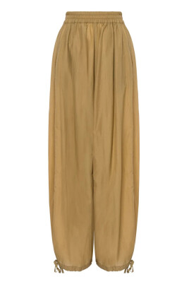 beige-nylon-pants