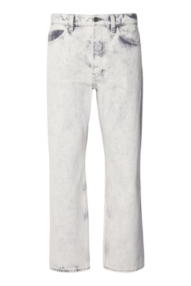 tvattade-bomulls-herrjeans-med-logotyp