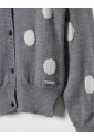 cardigan-en-tricot-a-pois