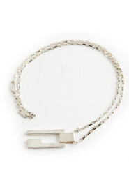 Halsband