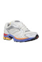 baskets-slip-on-blanches-a-lacets