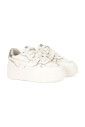 chaussures-plates-blanches-match