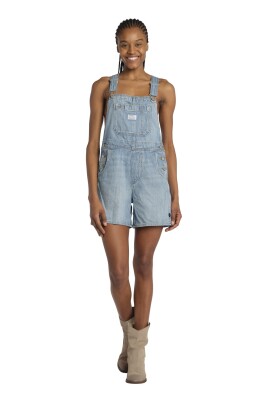 levis-shorts-clear-blue