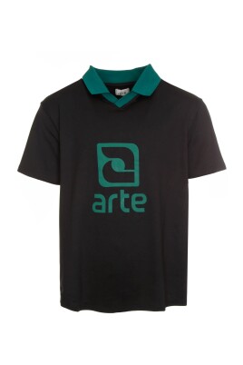 jersey-style-t-shirt-with-large-print