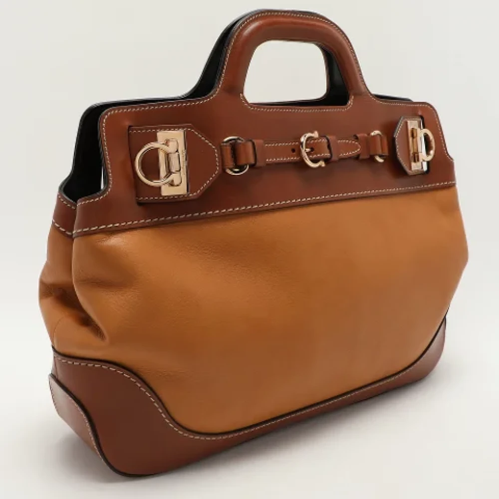 Salvatore Ferragamo Pre-owned Leather handbags Brown Dames