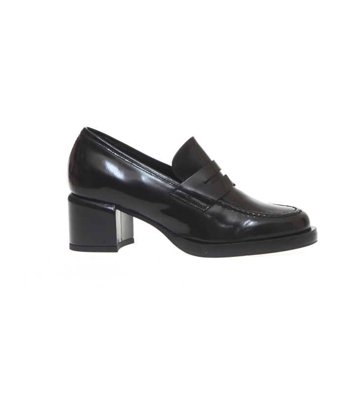 mocassins-talon-noir-brosse