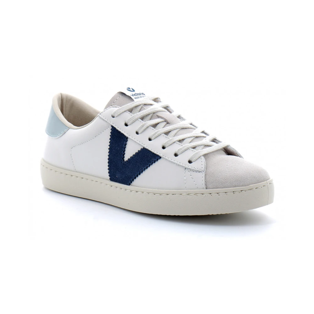 Shoes > Sneakers - - Victoria - Modalova
