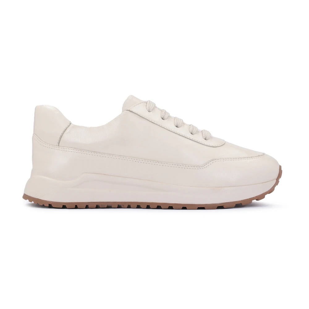 Kazar Dames off- leren sneakers met een comfortabele constructie Dames Schoenen Wit
