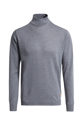 basic-merino-turtleneck-with-stand-collar