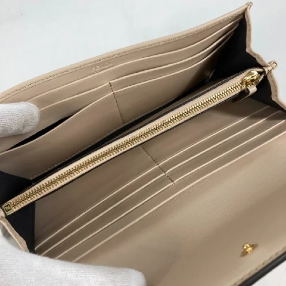 Fendi Vintage Pre-owned Leather wallets Beige Dames