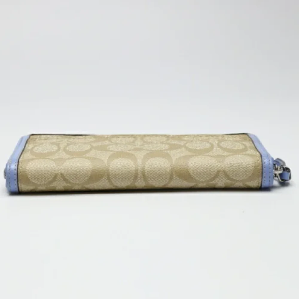 Coach Pre-owned Leather wallets Beige Dames