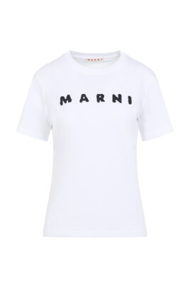white-t-shirt-stylish-design
