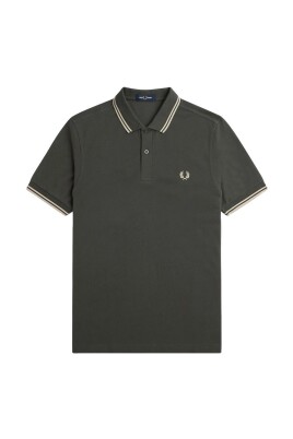 classic-cotton-polo-shirt-with-button-fastening