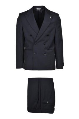 manuel-ritz-menand-39-s-suit