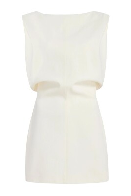 robe-noire-elegante