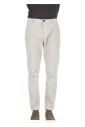 pantalon-gris-clair-avec-bouton-cache