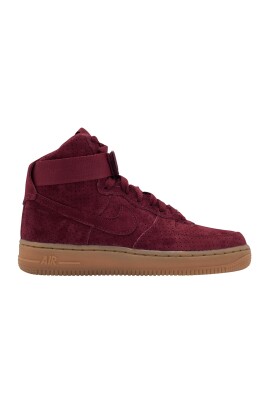 suede-air-force-sneaker