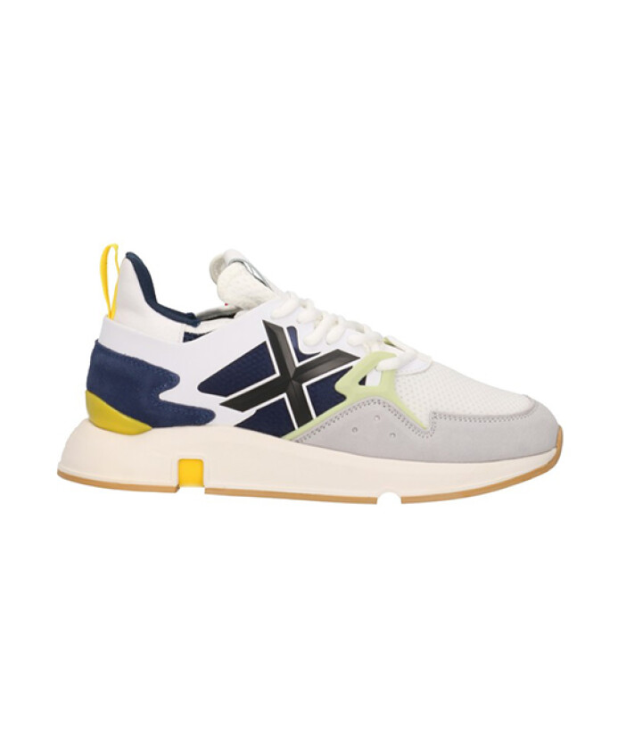 baskets-en-daim-et-tissu-bleu-et-jaune