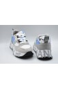 club-sneaker-with-strong-character