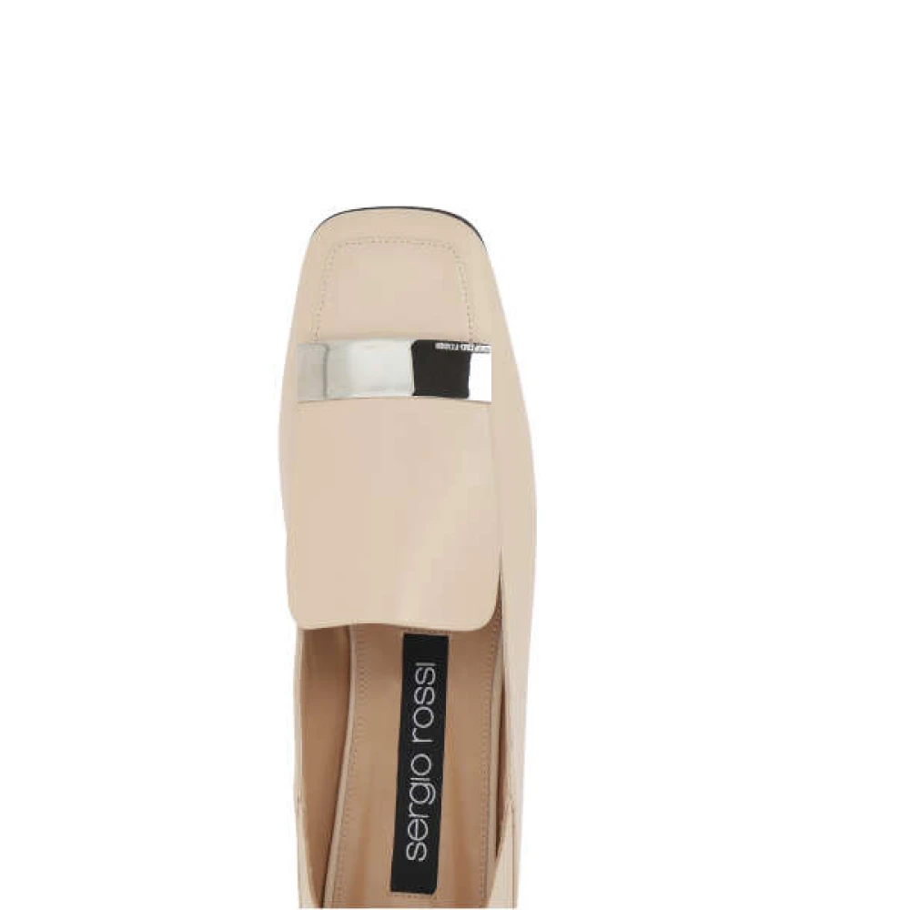 Sergio Rossi Ivoorleren Slipper met Vierkante Neus en Zilveren Metalen Plaque White Dames