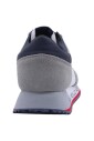 tong-sneaker