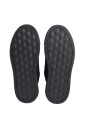 black-low-top-sneakers