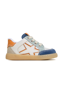 white-sneakers-multi-style