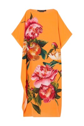 silkekjole-med-blomsterprint